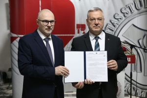 QA - REAKREDITACIJOM UNIVERZITET U TUZLI POTVRDIO LIDERSKO MJESTO U BOSNI I HERCEGOVINI